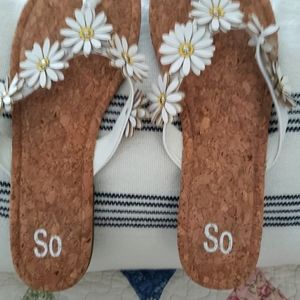 Daisy  Cork sandals size 9/11